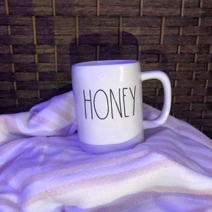 Rae Dunn HONEY mug w/ White interior